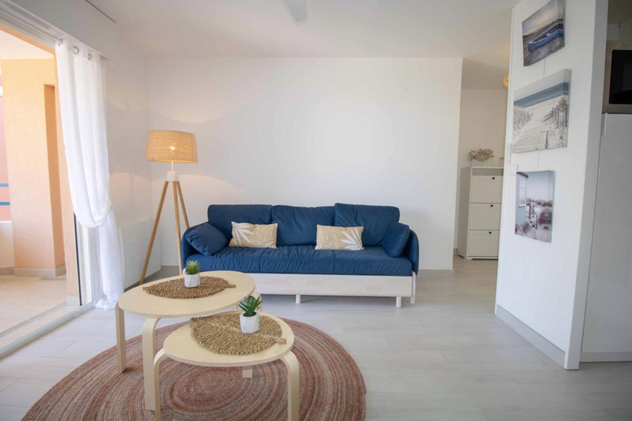 Bright Apt Of 32 M Renovated Near Town เฟรฌูส ภายนอก รูปภาพ